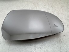 Retroviseur droit (ou coque) Mercedes 206