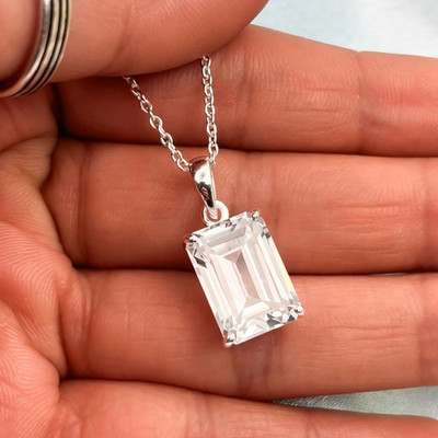 Gorgeous White  Zircon Inlaid Pendant Necklace Neck Chain Jewelry Accessory