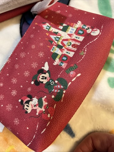 Disney Parks 2024 Mickey Family Weihnachten Dooney Beuteltasche, Geldbörse & Kosmetiktasche Neu mit Etikett - Bild 14 von 15