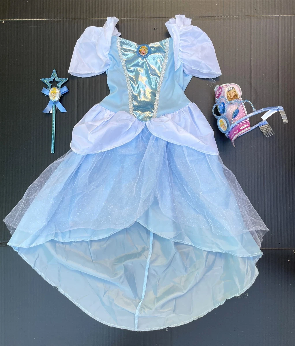 open lace back dress Amazon.com: Disney Princess Dress Up Trunk Deluxe 21 Piece Officially  Licensed [Amazon Exclusive] : Toys & Games main image 0