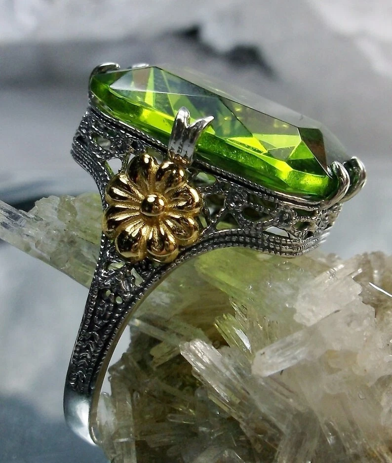 Peridot Ring Vintage Sterling Silver Gold Accent Large Emerald Cut Jewelry Gift - Image 4 of 4