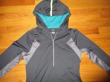 Old Navy Active Hoodie Gray Half Zip Thumb Hole Fitness Athletic Stretch Medium