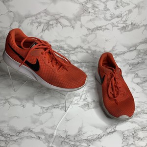 red nike tanjun mens