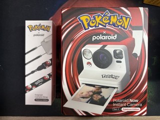Pokémon Limited Edition Polaroid Now Instant Camera Model Gen 3 w/ Pokemon Strap