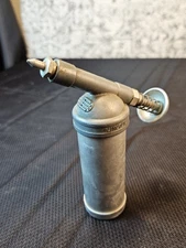 Vintage Lincoln Metal Lubrigun Grease Lubrication Gun Applicator