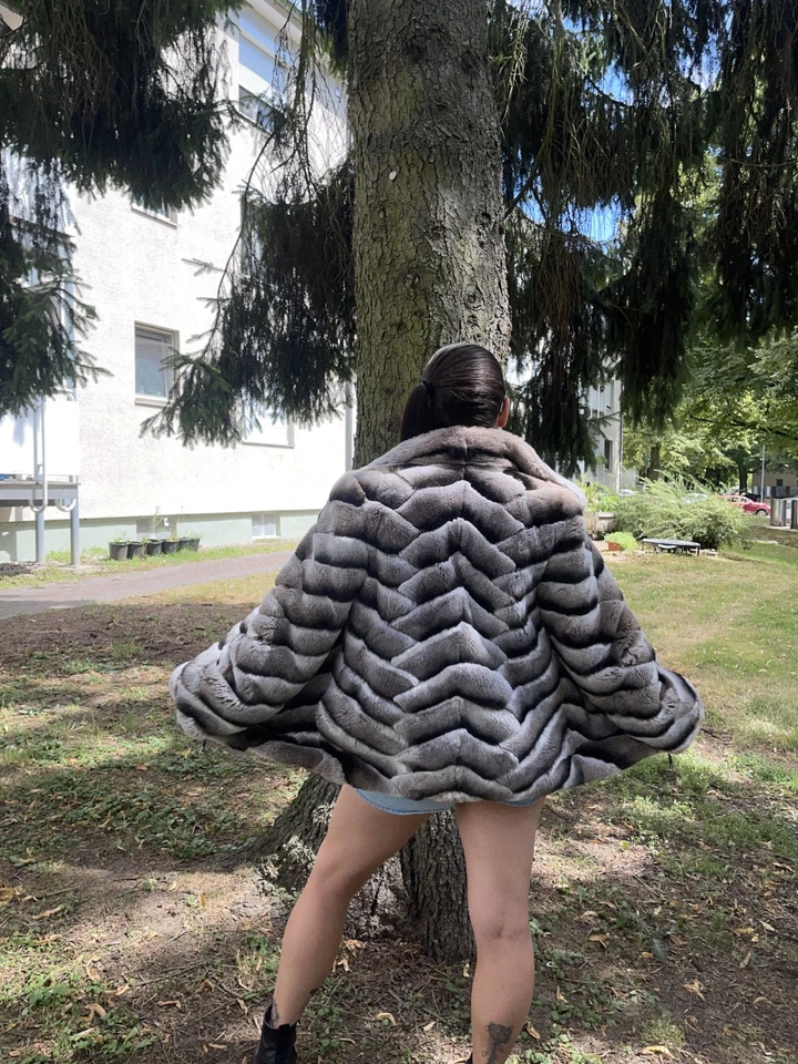 Rex Chinchilla print fur coat - Image 4 of 4