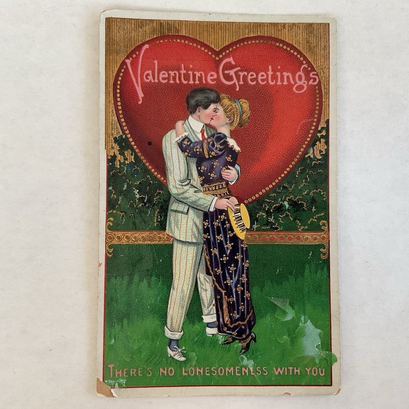Valentine Greetings~1913~couple kissing~No lonesomeness~big red heart~gelatin~SB