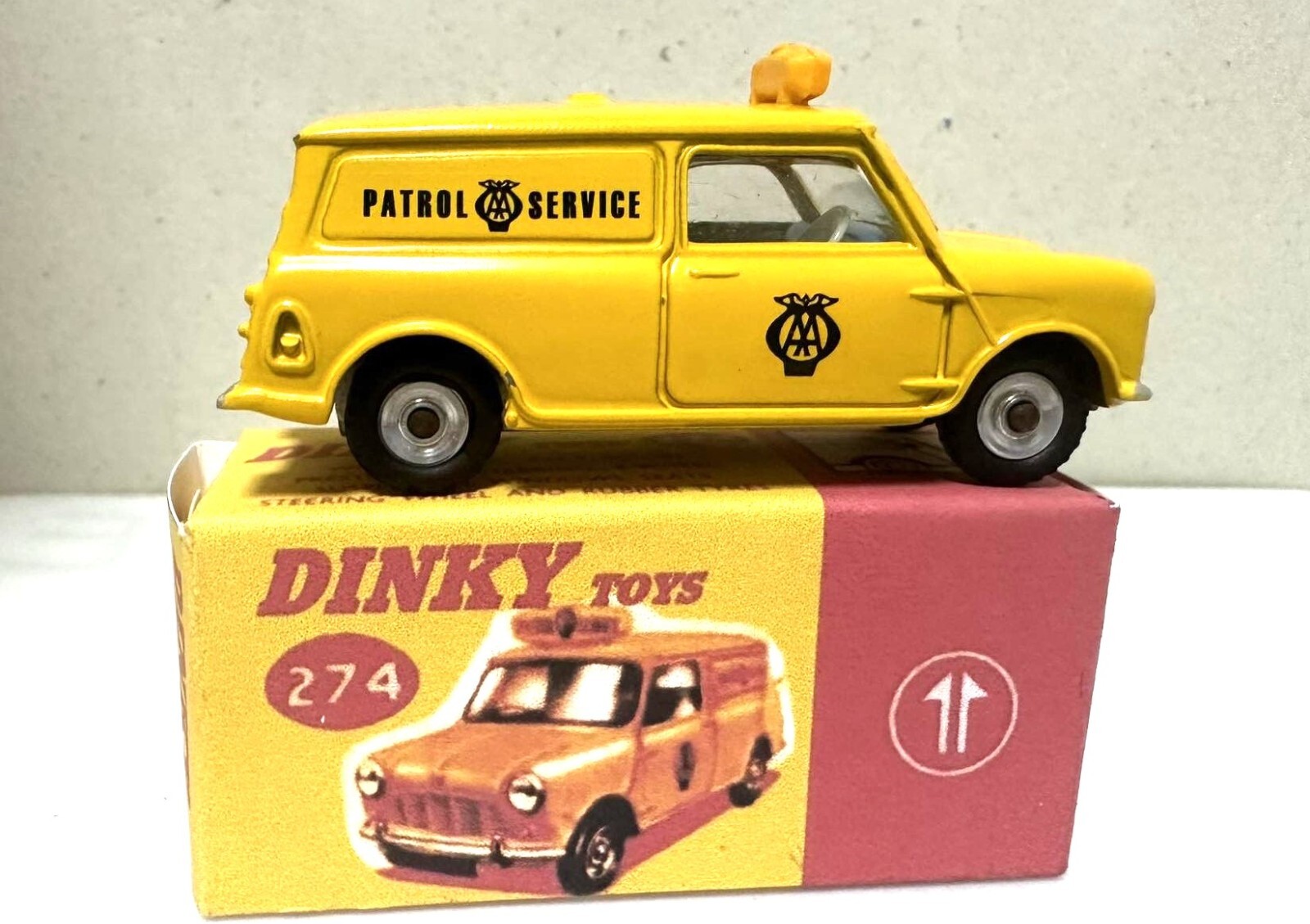 Dinky 274, AA Patrol Mini Van - Free Price Guide & Review