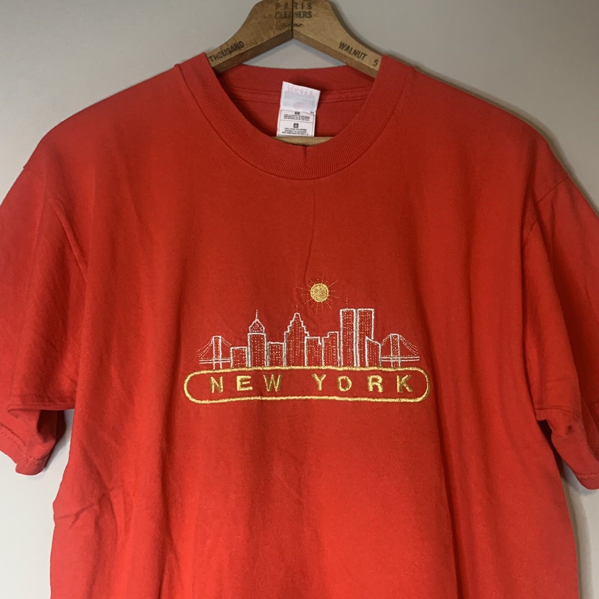 Vintage 90s New York City Twin Towers Embroidered Red T-Shirt