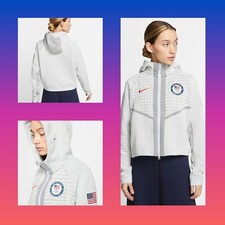 Womens Size Small Nike Dynamic Reveal Knit Tech Jacket Team USA