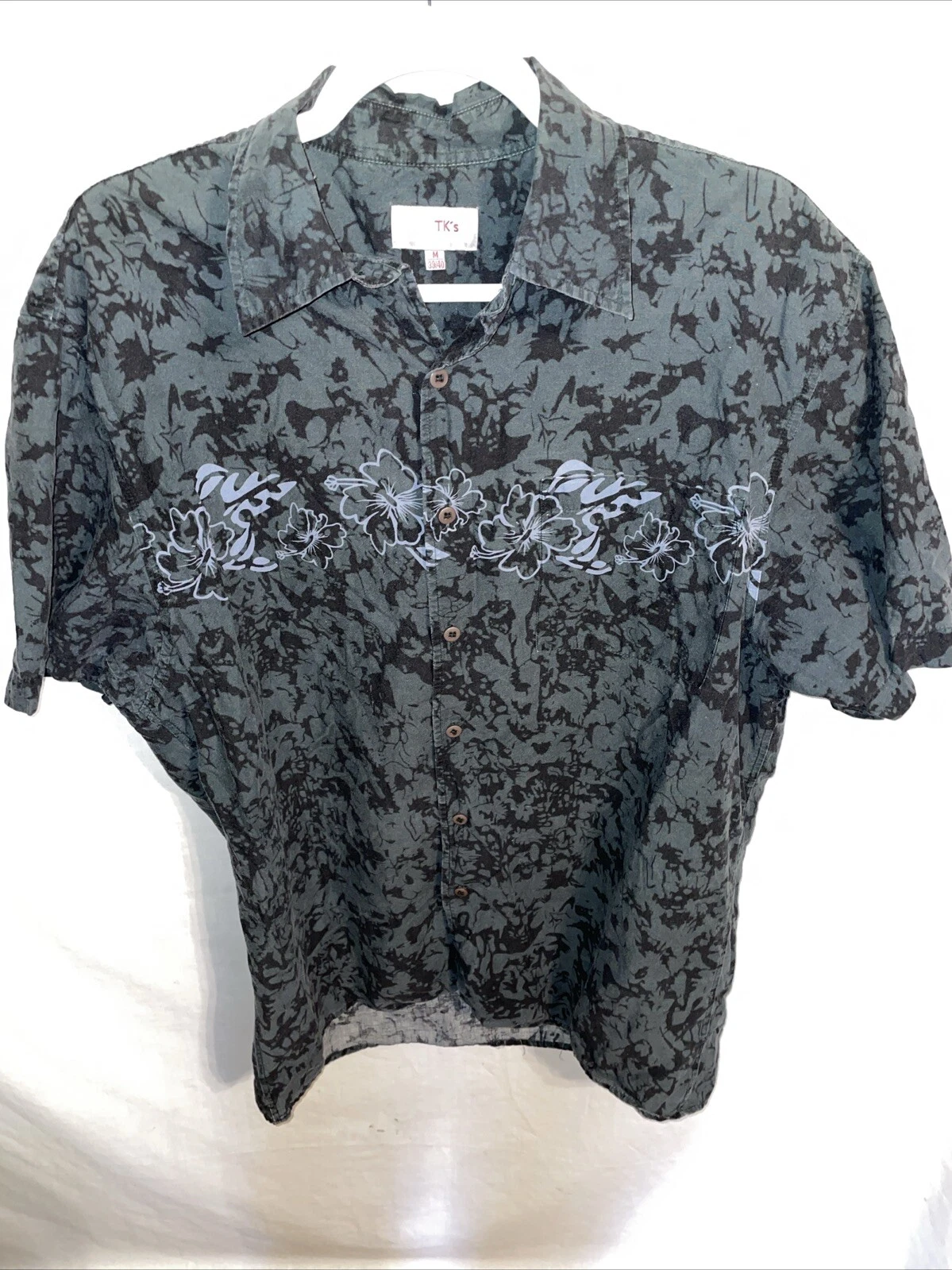 Tk’s Mens Hawaiian Shirt Size Medium Gray Floral Beach Relaxed Island Cruise