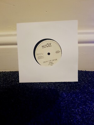 Depeche Mode    New Life / Shout 7'' vinyl. VG+. 1981