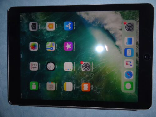 Apple iPad Air 1. Gen. 32GB, WLAN   A1474 - Bild 1 von 2