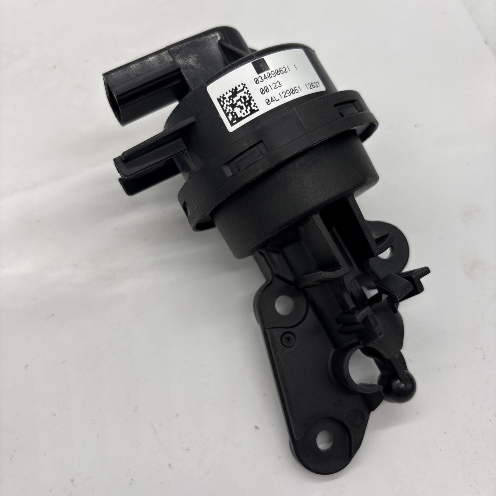 New VW TRANSPORTER VI T5.1 T6 Intake Manifold Vacuum Unit 04L129061A