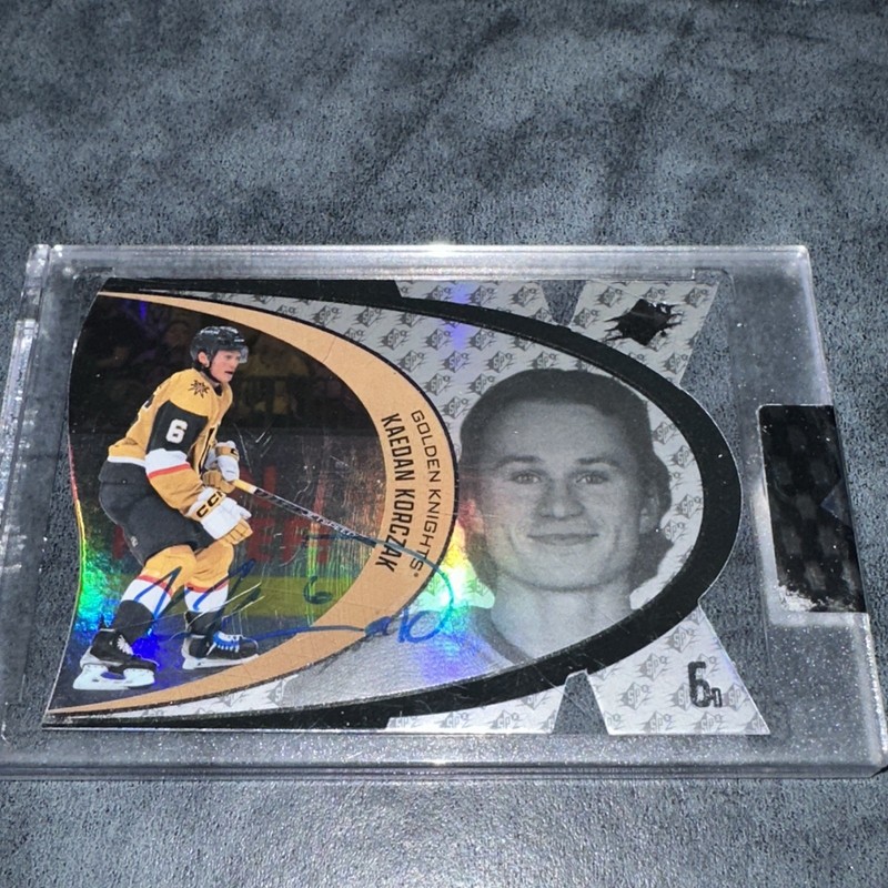 2022-23 Upper Deck Clear Cut - Signature Vintage Views Rookies Kaedan Korczak...