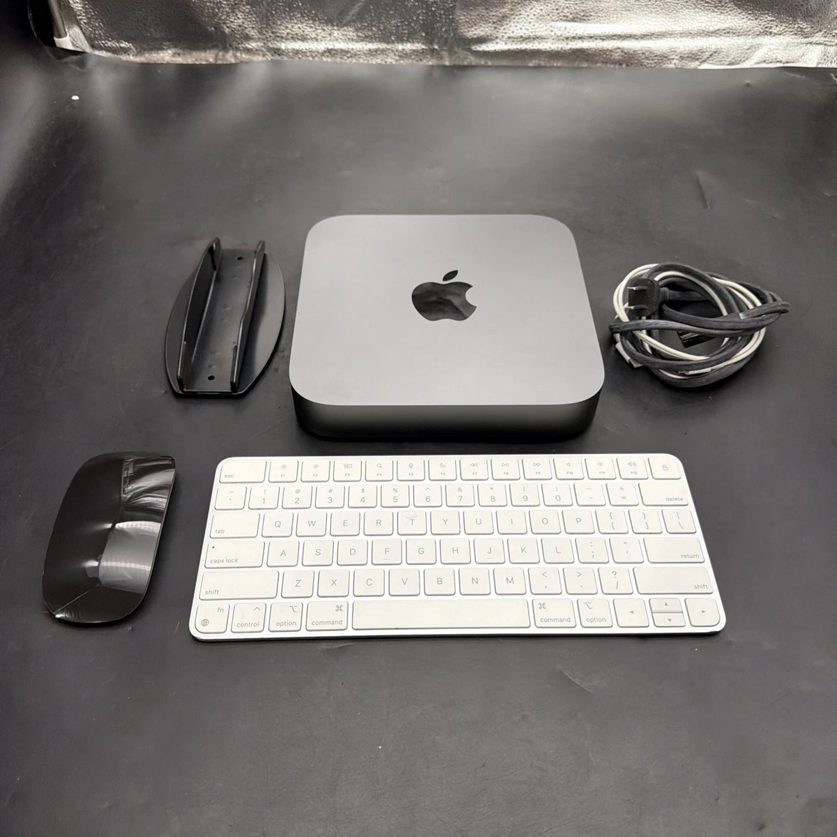 Apple Mac mini 8 GB RAM Apple Desktops 256 GB Hard Drive Capacity