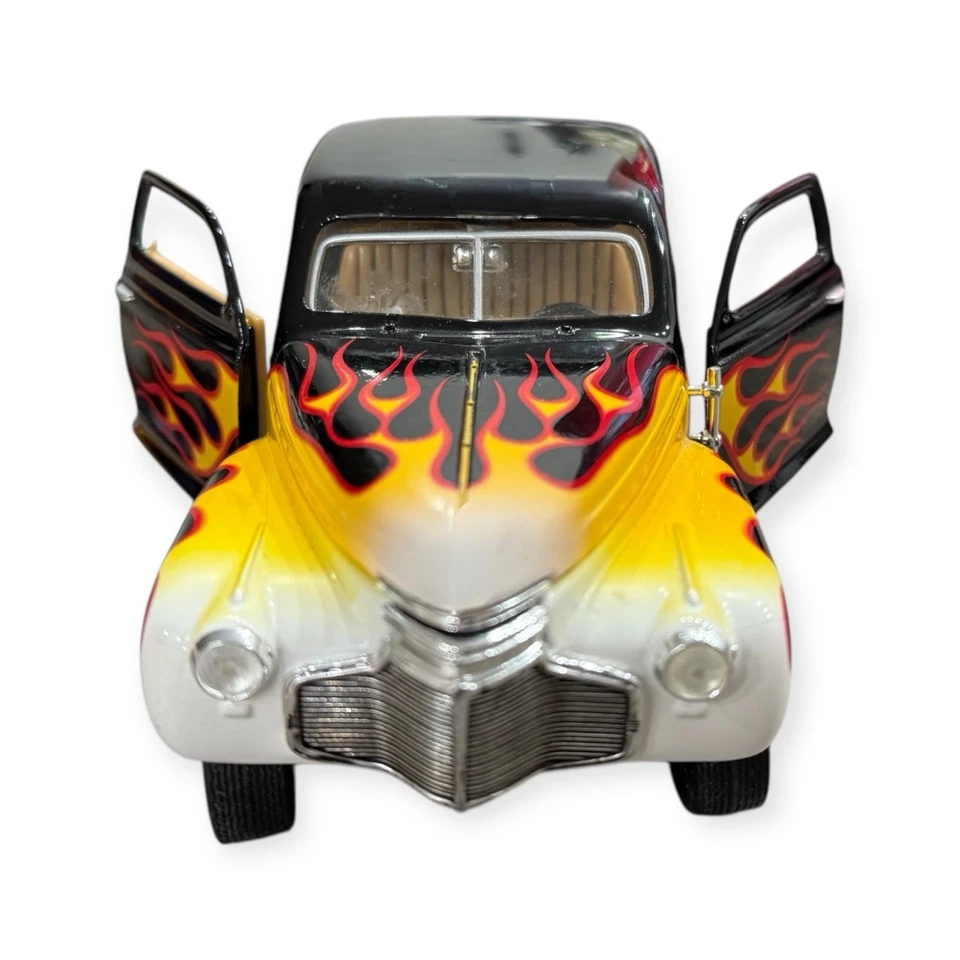 1941 Chevrolet Hot Rod TESTORS 1/43 Scale Diecast Custom Model Car - Image 3 of 4