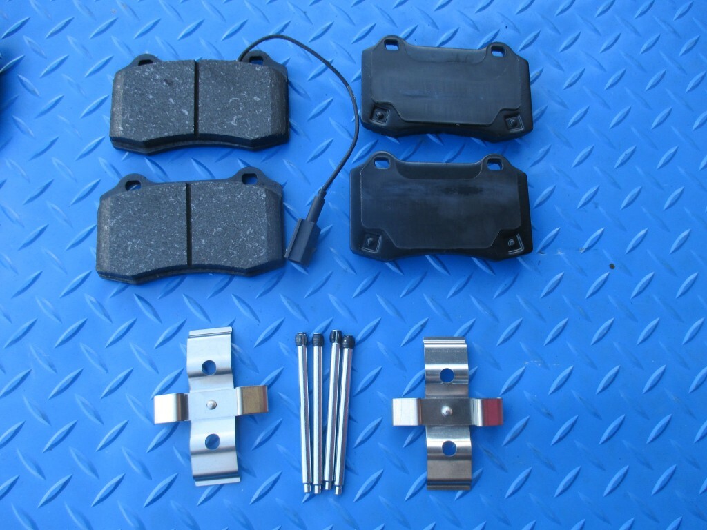 Maserati Ghibli Quattroporte rear brake pads brakes TopEuro