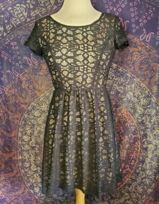 black lace sheath cocktail dress Tayna Black Lace Mesh Mini Dress - US 12