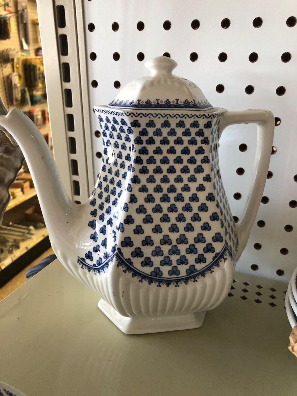 Blue Clover Pattern With Teapot