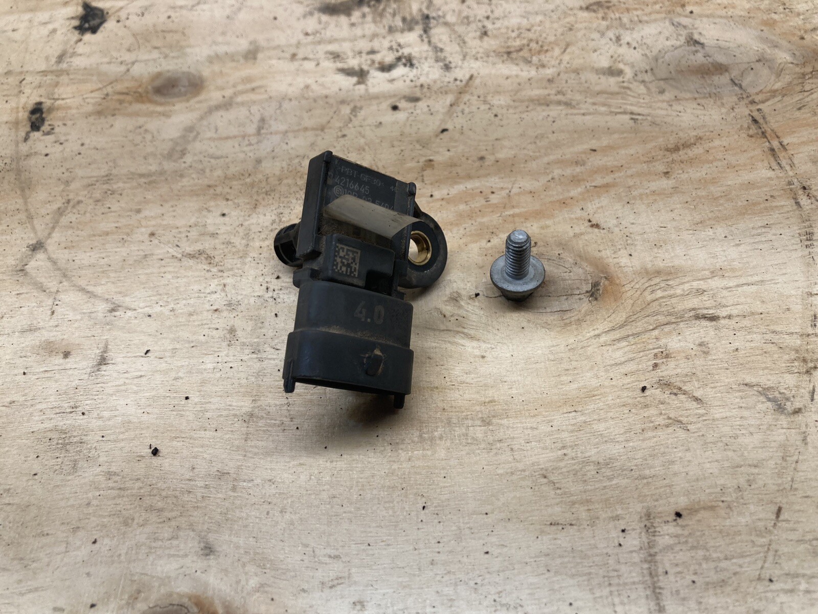 Deutz TCD 3.6 L4 Engine Air Intake Pressure Sensor 04216645 - Manitou ...