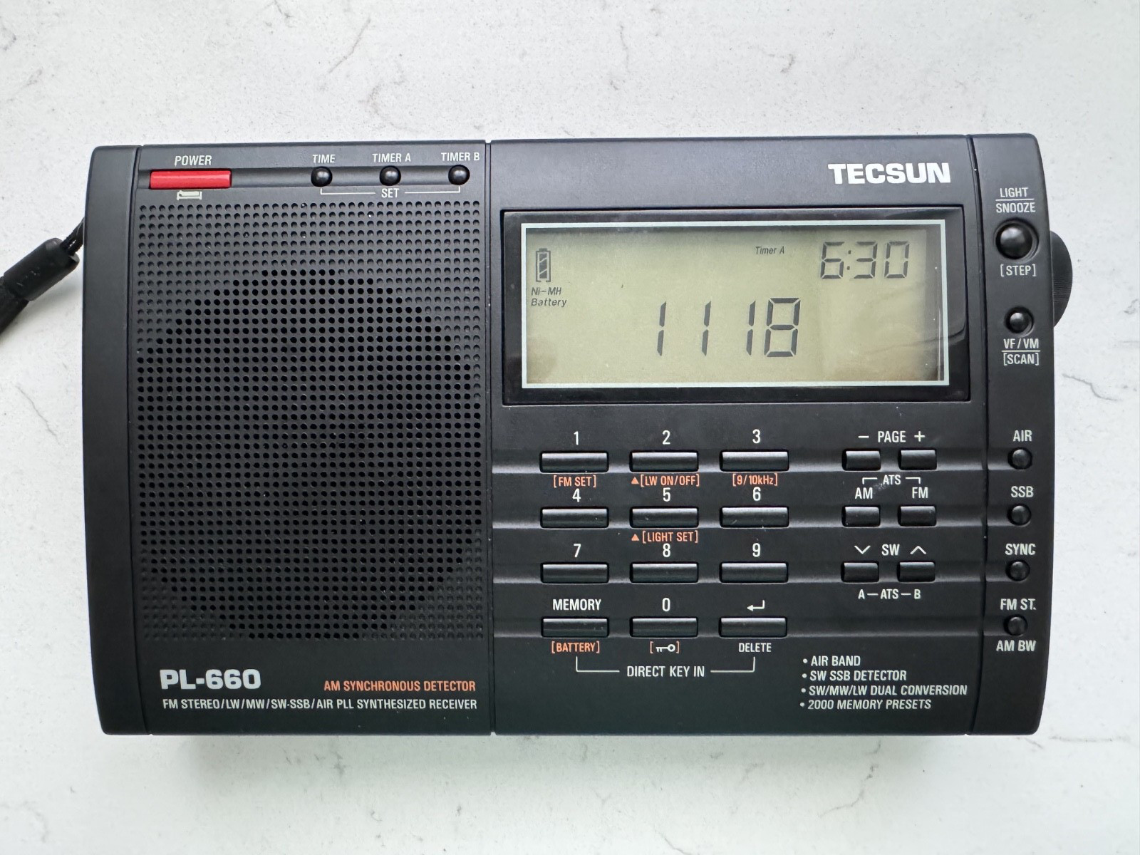 TECSUN PL-660 PLL World Band Reciever Air Band Synchronous D