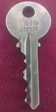 Vintage Brass Key Yale Marked A5676 Appx 2-1/8" Padlocks Doors Gate Trunk Pool