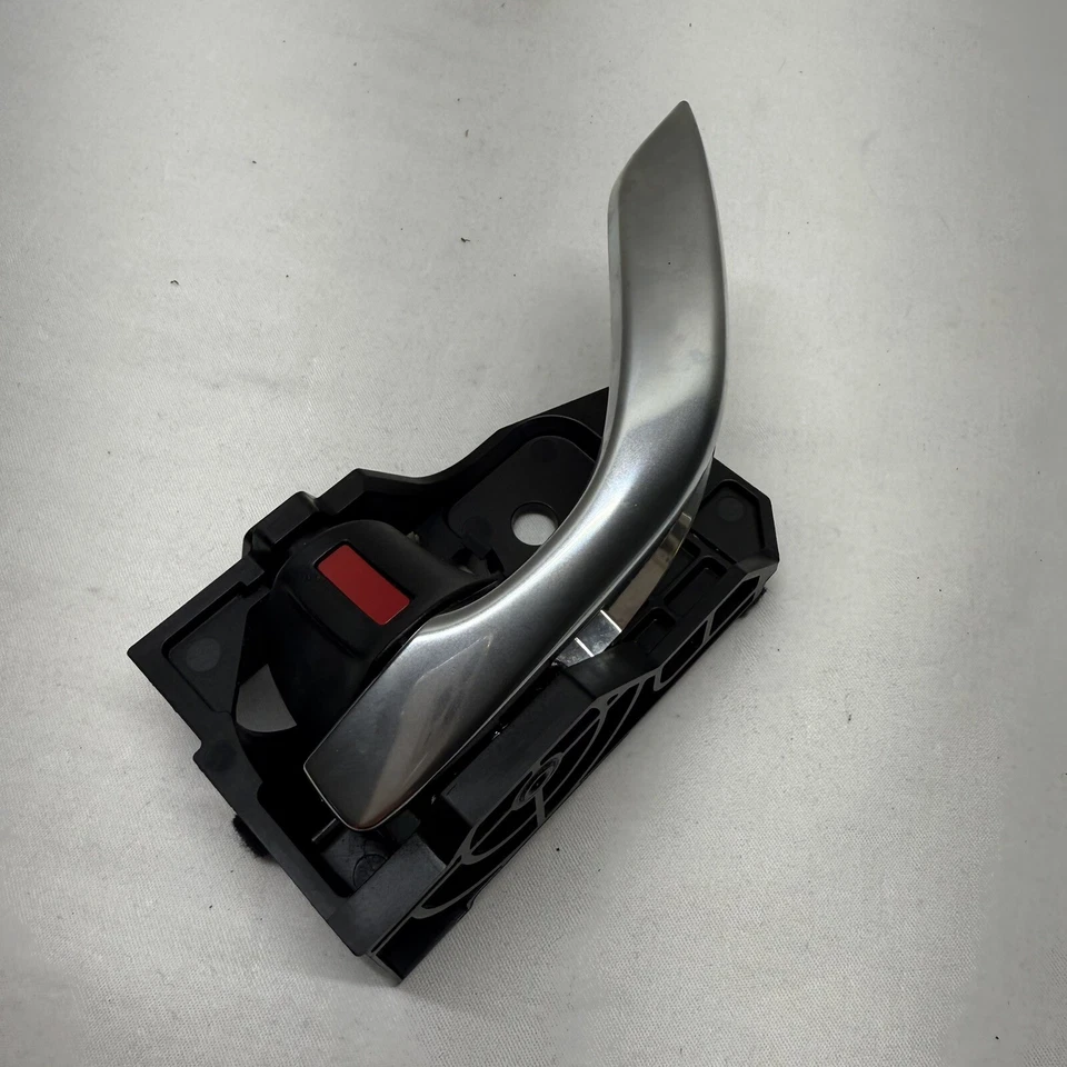 OEM 2017 - 2021 MAZDA CX-5 REAR LEFT SIDE INTERIOR INSIDE DOOR HANDLE T8315KD53 - Image 2 of 4