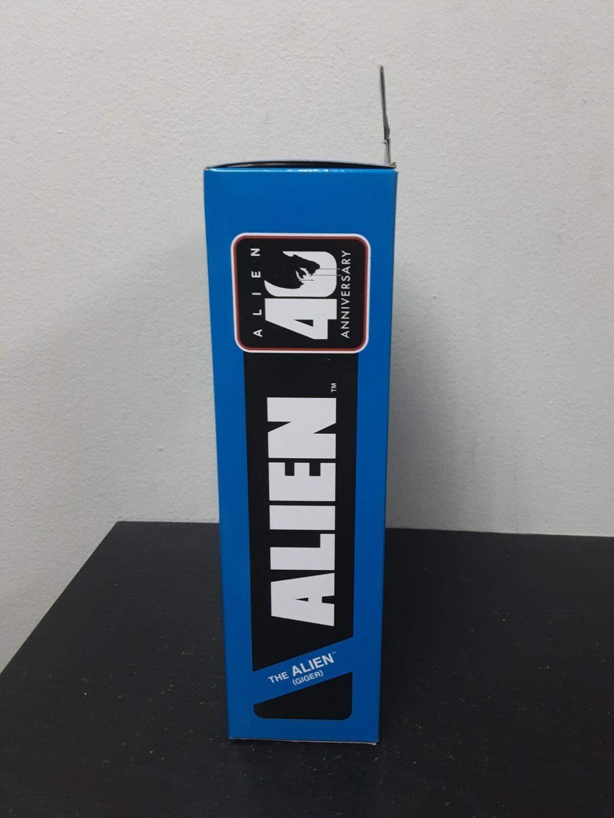 NECA Aliens Alien 40th Anniversary HR Giger Xenomorph 7" Figure with