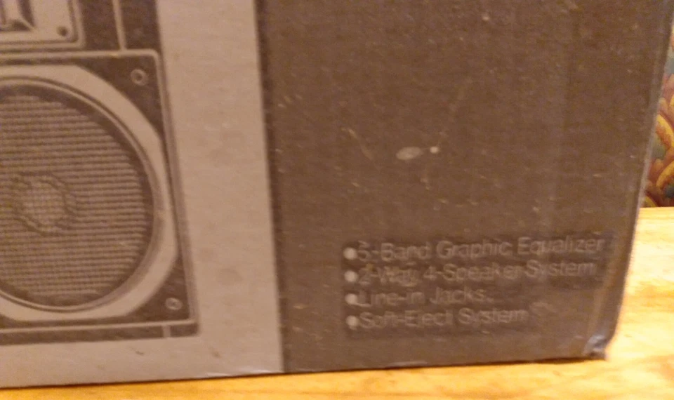 Vintage PANASONIC RX-C31 Boombox - Ghetto Blaster AM/FM Tape MINT Tested w/box - Image 4 of 4