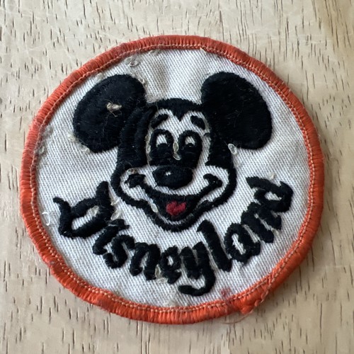 Disney Vintage Mickey Mouse Disneyland Patch - Picture 1 of 8