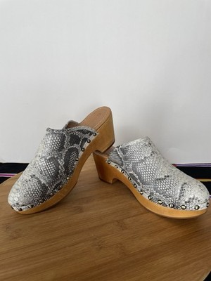 Corso Como Women s Mules Snake Print Leather SZ 9.5 M