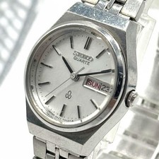 SEIKO 3423-0010 Quartz Day-Date Women's Watch Silver Tone Analog Dial