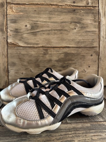 Bloch Wave Mesh Split Sole White Dance Sneakers Women’s Size 7.5