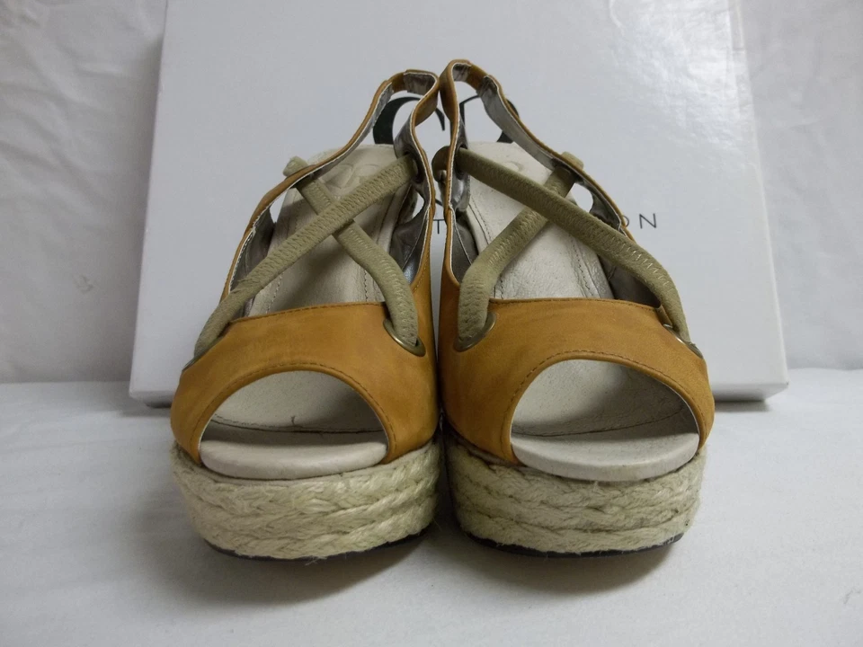 Nuevos zapatos para mujer Charlotte Ronson talla 7,5 M Joshephine cuero camel cuñas Foto 2 de 4