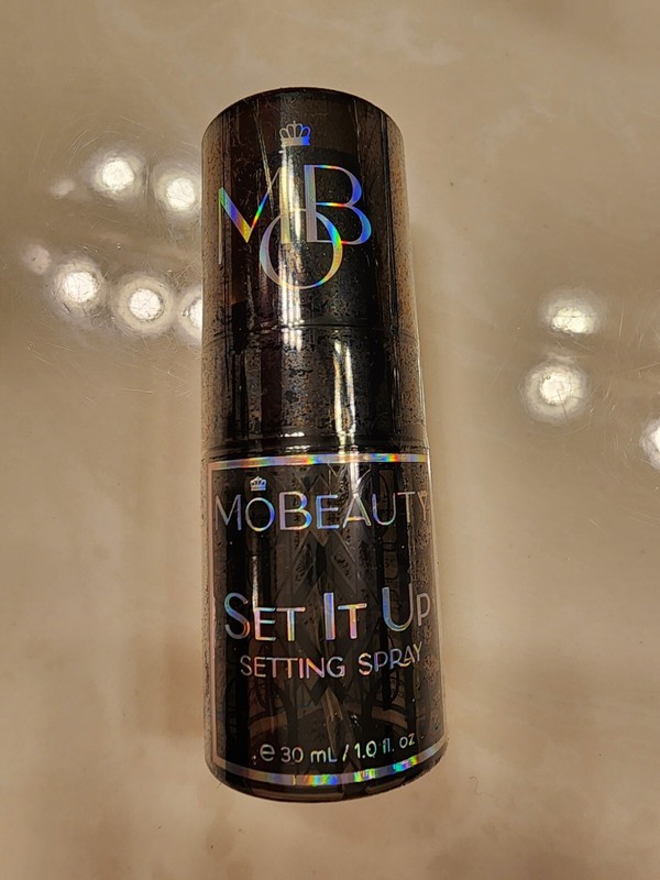 MOBEAUTY Set It Up Setting Spray 30 mL, 1.0 fl. oz New, Sealed.