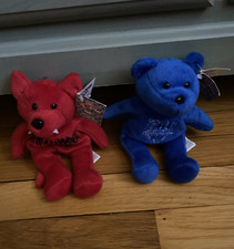 Beanie Bears Blue Diamond Dallas Page/Red Hulk Hagan WCW/NWO racing champion set