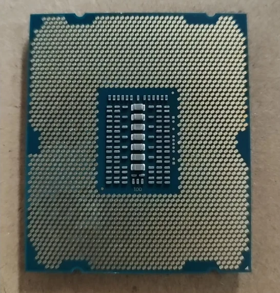 Intel Xeon E5-2690 V2 E5-2690V2 3.0GHz 10-Core 25MB LGA2011 CPU Processor SR1A5 - Image 2 of 4