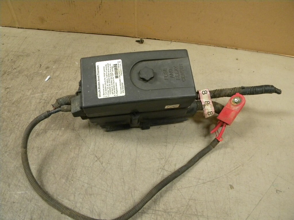 2002 saturn sl1 cigarette lighter fuse 2002 Saturn SL1 SL2 Factory Fuse box fuse and relay center fuses relays