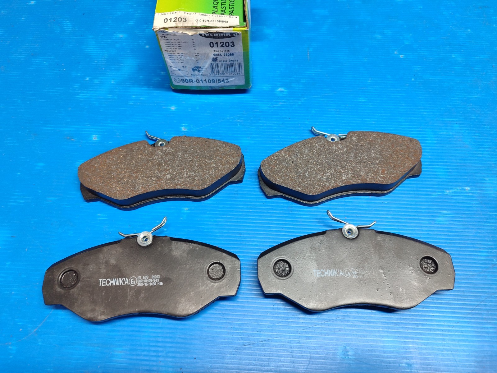 Plaquettes de freins avant Technik'a charge lourde pour utilitaire Trafic