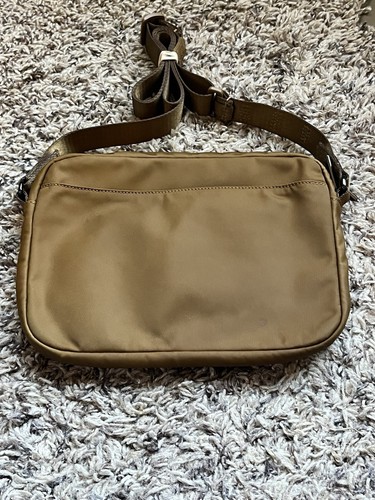 Lululemon Everywhere Crossbody Bag-Brown - Picture 4 of 13