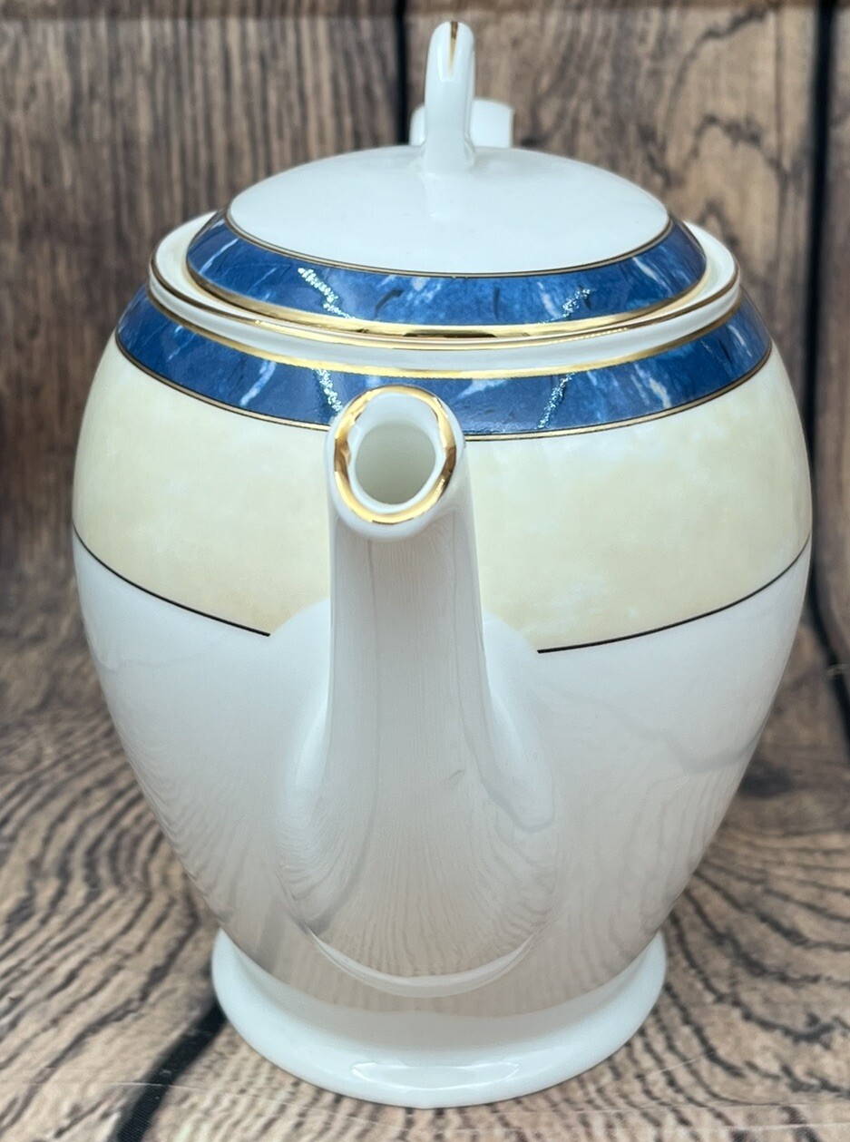 Wedgwood for DebenhamsALEXANDRIA PATTERNBone China Teapot1 3/4 Pint