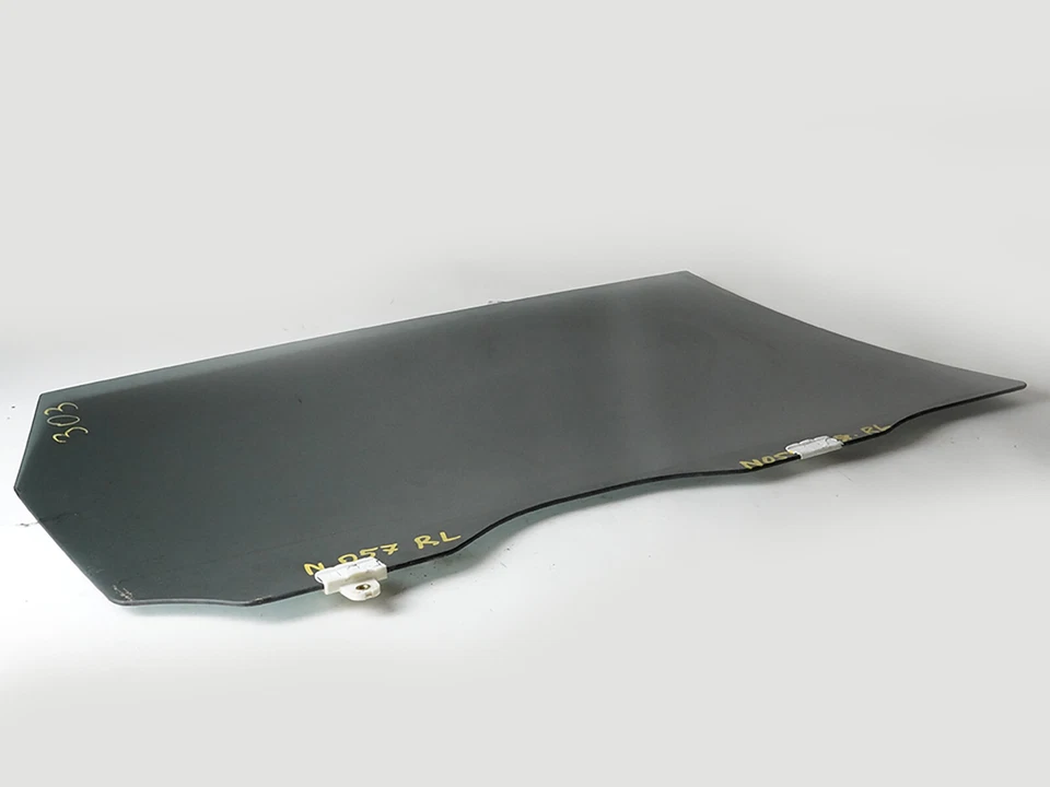 2004 - 2008 Chrysler Pacifica Window Glass Door Rear Left Lh Driver Side - Image 4 of 4