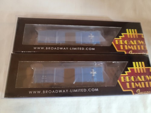 Broadway Limited N Trains B&M Boston Maine USRA 40' vagón de carga de acero juego de 2 vagones 7274 | Zustand: New
