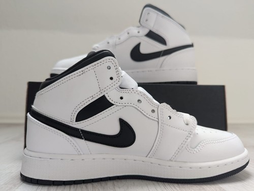 EU 38 - Jordan 1 Mid Reverse Panda Black White Weiß Schwarz | Sneaker Schuhe NEU - Bild 2 von 11