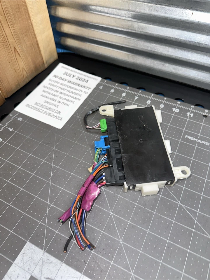 Buick Park Avenue 1998 2005 OEM módulo de puerta lateral del pasajero delantero 25675809 Foto 4 de 4