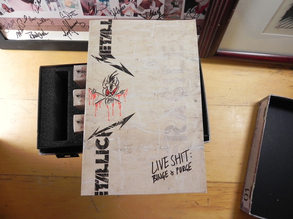 メタリカ　ライブDVD 3種類 メタリカ ライブDVD 3種類 Amazon.co.jp: Metallica - Live : DVD
