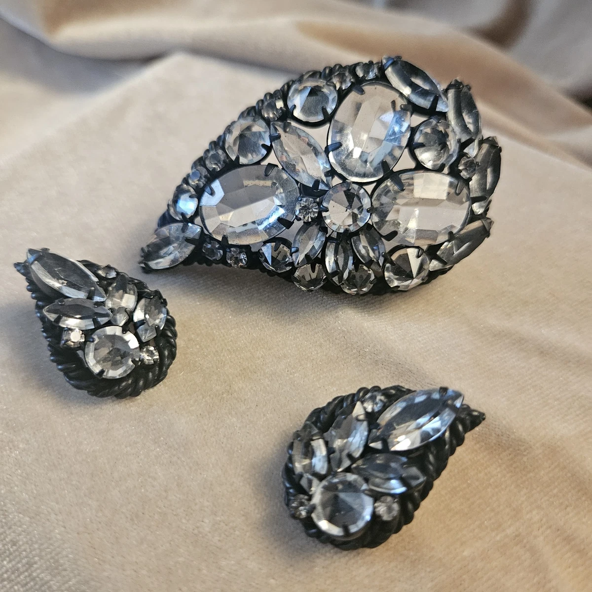 25+ Dior Brooch for sale | Updated Oct 2026