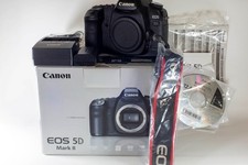 Canon EOS 5D Mark II DSLR Body  Low Shutter Count  36K  FlashAir WiFi Card