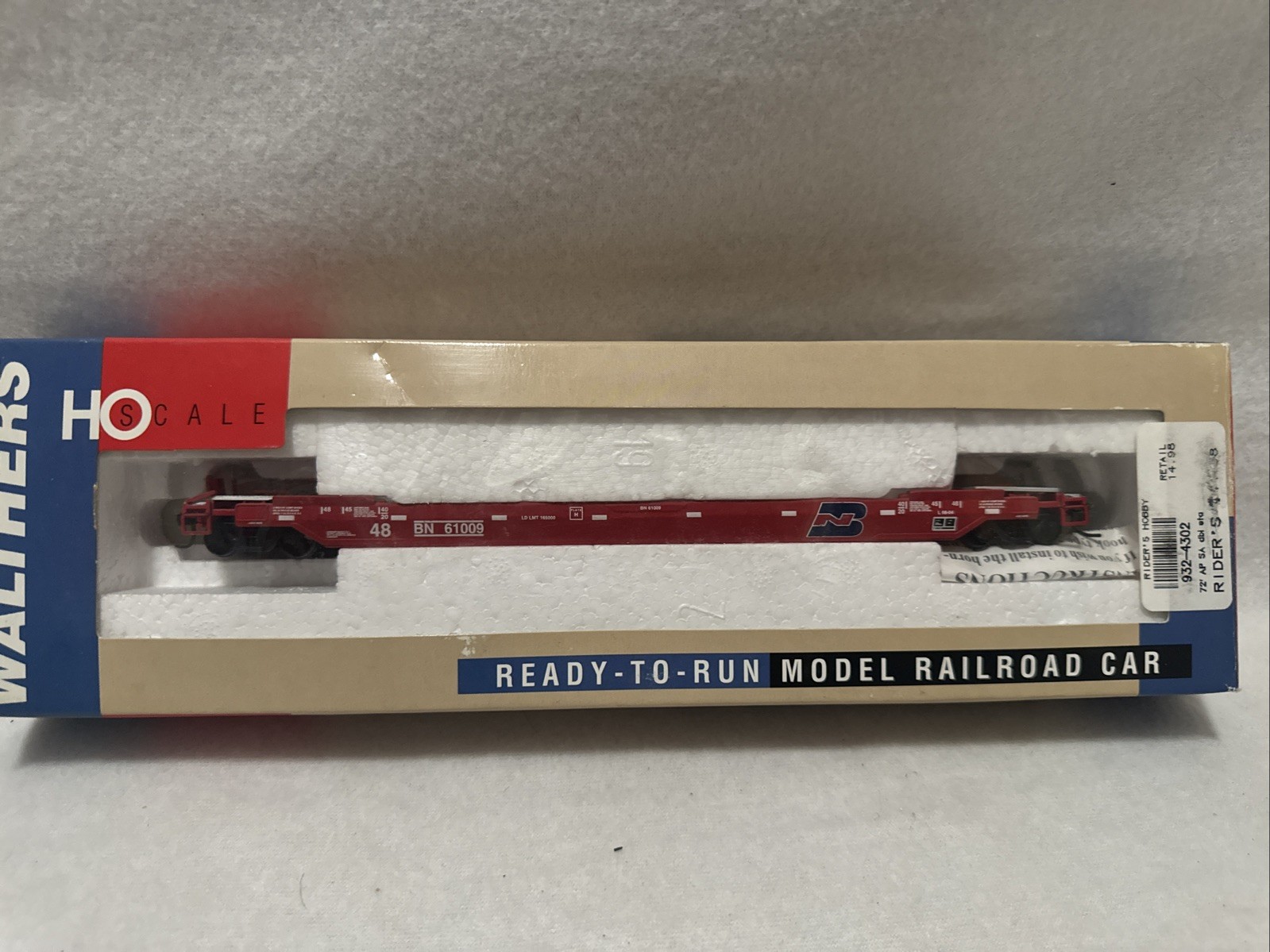 Walthers Ho Scale Burlington Northern, All Purpose, Standalone Husky Stack Car